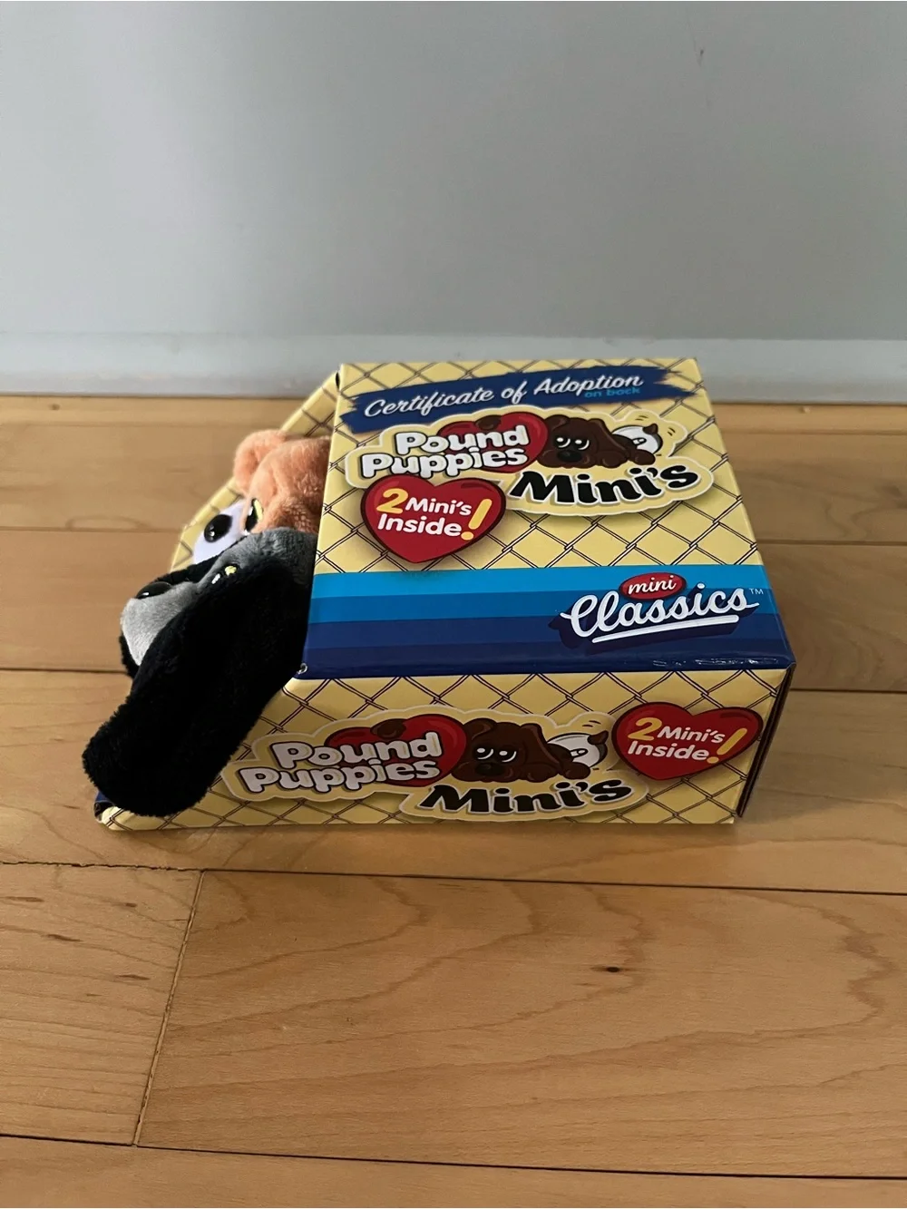 Pound Puppies 2 pack – Mini Classics: Polyester Stuffed Animals